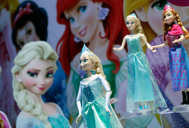 Кукла Эльза — воплощение героини диснеевского мультика «Холодное сердце», одна из самых популярных игрушек 2014 и 2013 годов. 