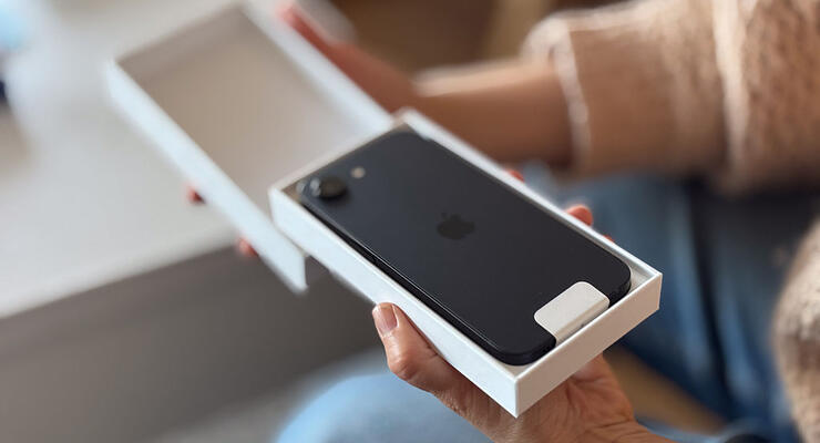 З'явилися фото та характеристики нового дешевого iPhone