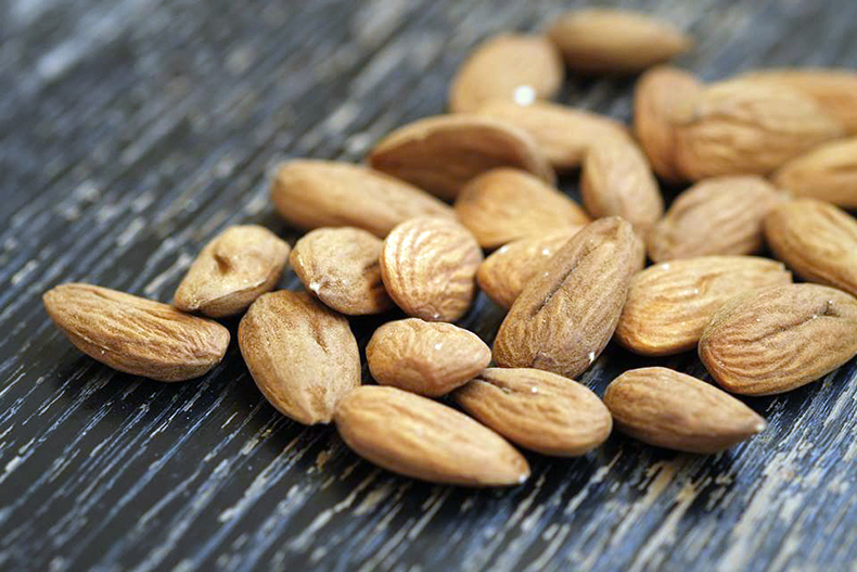 Гід по найКОРИСНІШИМ насінням та горіхам Гід по найКОРИСНІШИМ насінням та горіхам