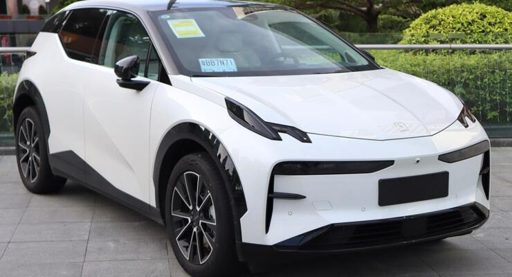 Китай лідирує у світі за виробництвом автотранспорту, США відстають