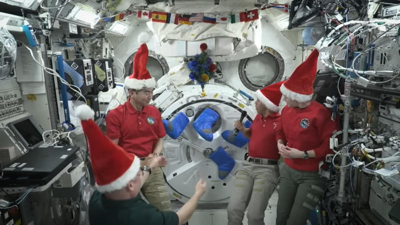 Астрономи і астронавти: youtube.com/@NASA