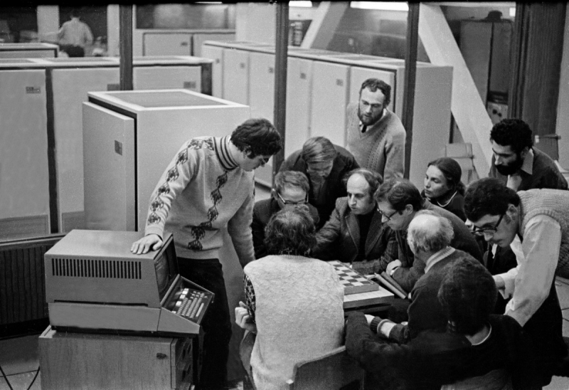 Шахи та штучний інтелект: smartengines.ru